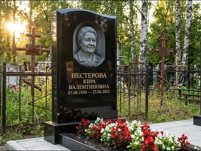 Памятник с барельефом — выполненная работа 24 в Новосибирске