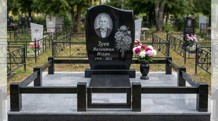 Памятник с гравировкой пионов — выполненная работа «Зуев» в Новосибирске