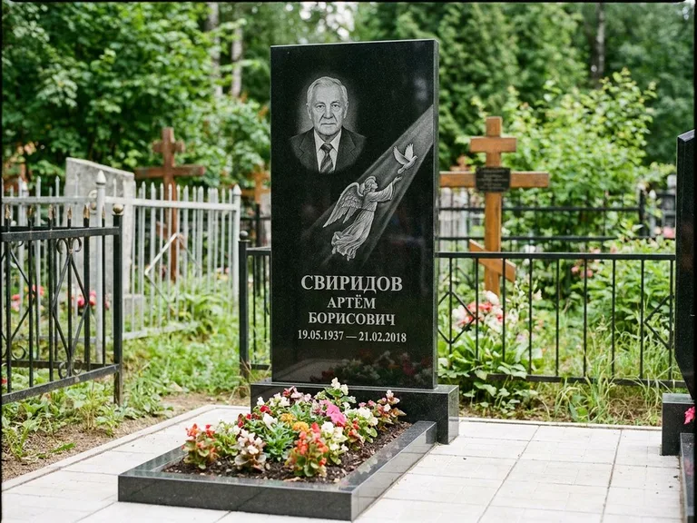 Памятник с гравировкой ангела — гравировка ангела с голубем по диагонали стелы, работа «Свиридов» в Новосибирске