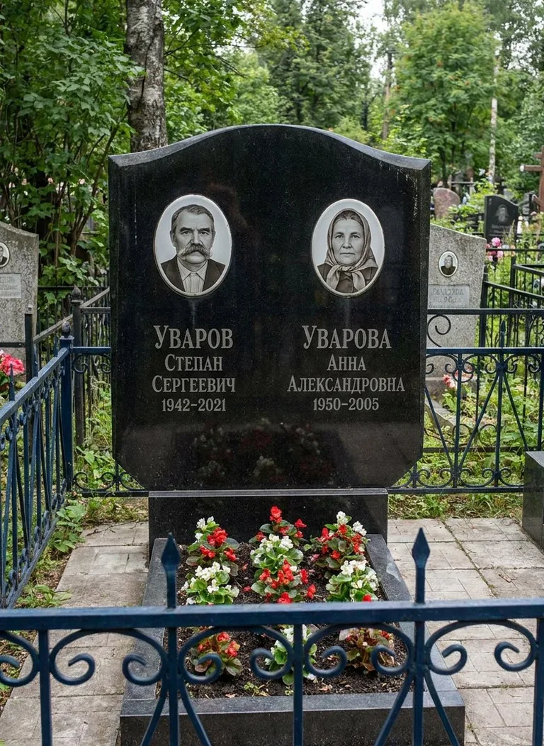 Аллея на Городском (Трубном) кладбище в Липецке