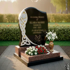 Гранитный вертикальный памятник для мемориального комплекса - ПН146