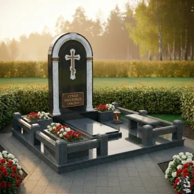 Комбинированный семейный склеп с крестом - ПН168