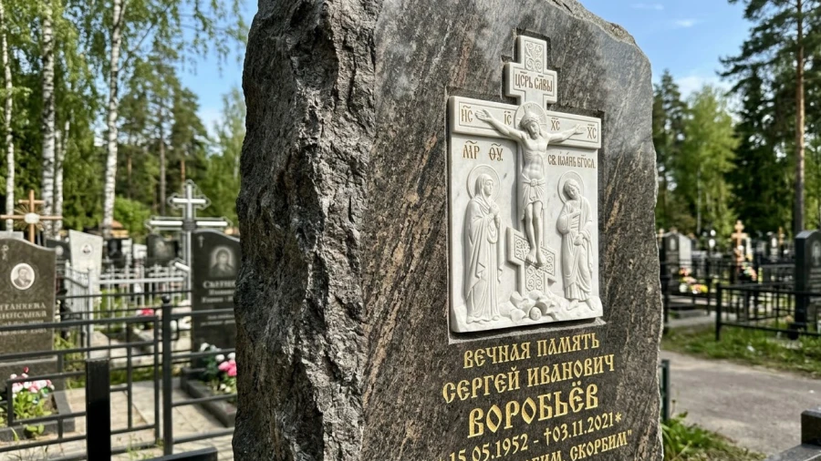 barelef-na-pamyatnik-rabota